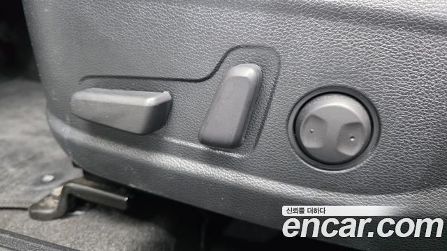 Kia Seltos 2023 — photo 28