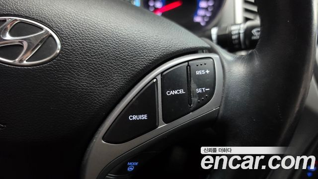 Hyundai AVANTE 2016 — photo 21