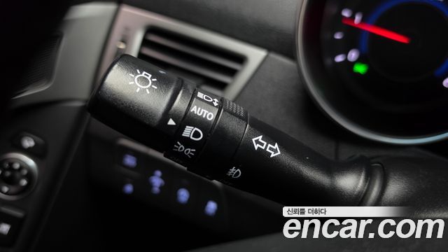 Hyundai AVANTE 2016 — photo 29
