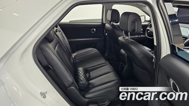 Hyundai Ioniq5 2022 — photo 16