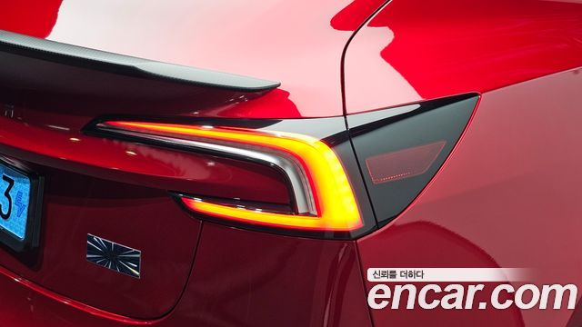 Tesla Model 3 2024 — photo 9