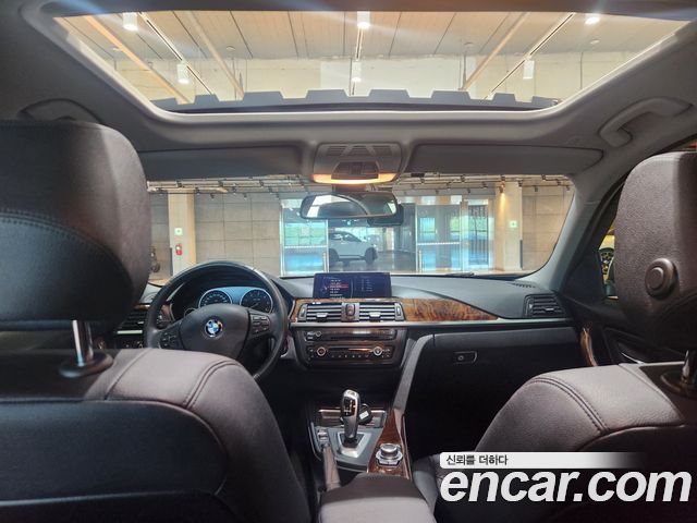 BMW 3-Series 2013 — photo 12