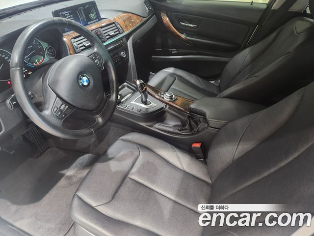 BMW 3-Series 2013 — photo 17