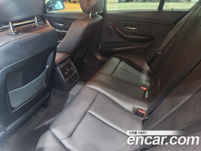 BMW 3-Series 2013 — photo 18