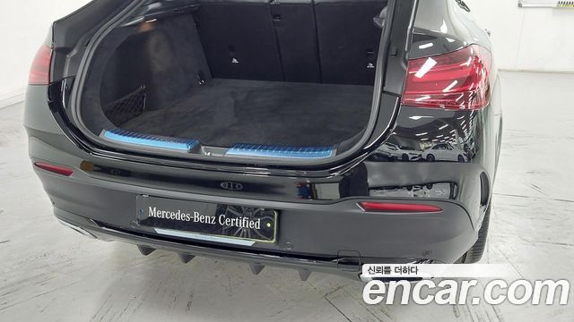 Mercedes-Benz GLE-Class 2026 — photo 11