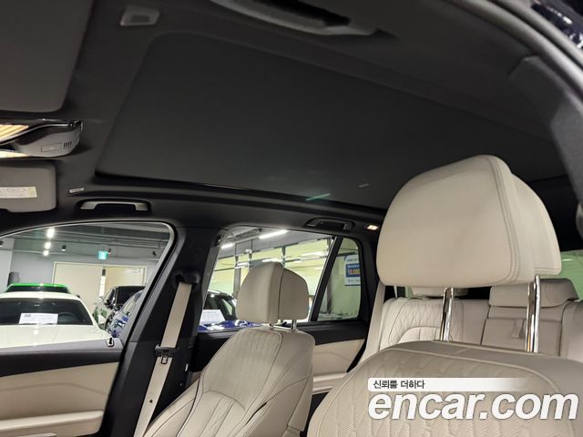 BMW X5 2026 — photo 6