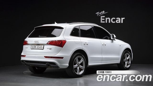 Audi Q5 2012 — photo 2