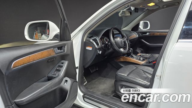Audi Q5 2012 — photo 10