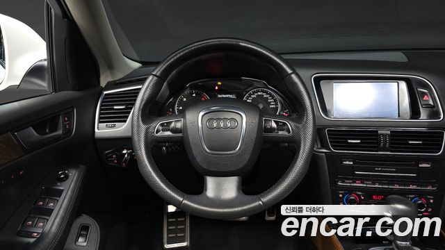 Audi Q5 2012 — photo 13