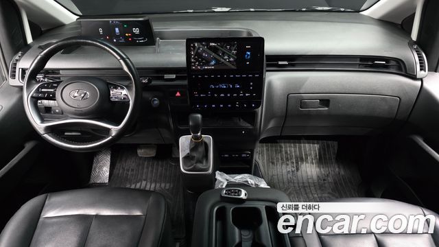Hyundai Staria 2024 — photo 7
