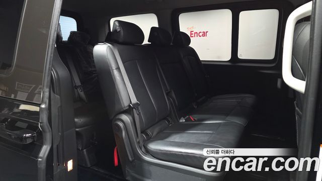 Hyundai Staria 2024 — photo 11