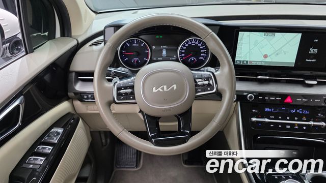 Kia Canival 2023 — photo 13