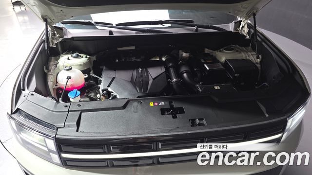 Hyundai Santafe 2025 — photo 6