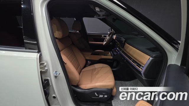 Hyundai Santafe 2025 — photo 16