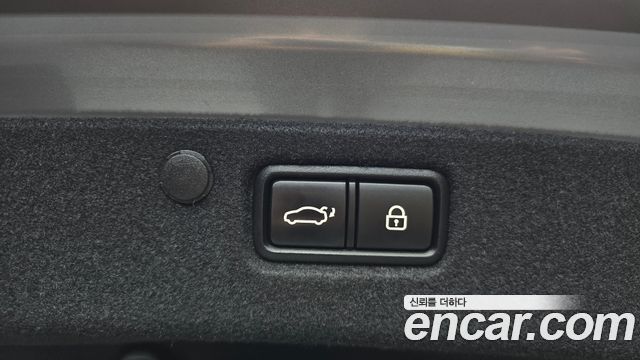 Hyundai Grandeur 2018 — photo 18