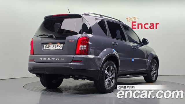 KG Mobility Rexton 2017 — photo 2