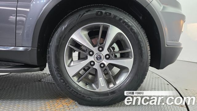 KG Mobility Rexton 2017 — photo 5
