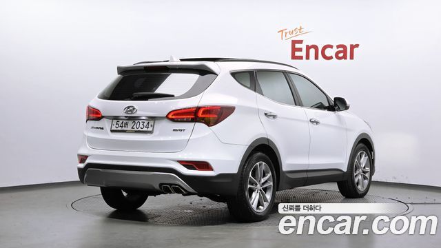 Hyundai Santafe 2016 — photo 2