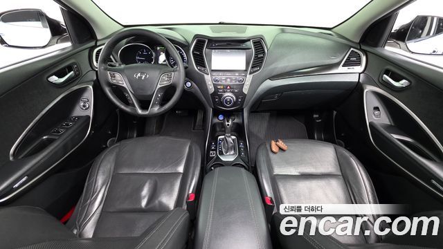 Hyundai Santafe 2016 — photo 7