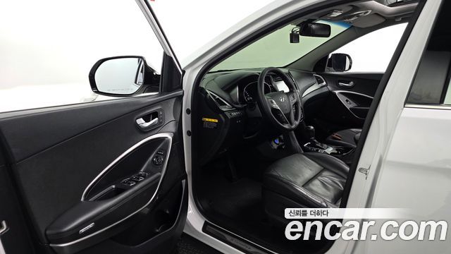 Hyundai Santafe 2016 — photo 10