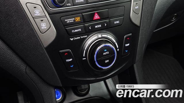 Hyundai Santafe 2016 — photo 18