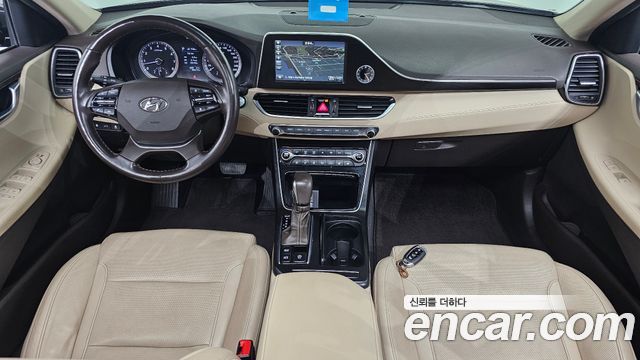 Hyundai Grandeur 2017 — photo 10