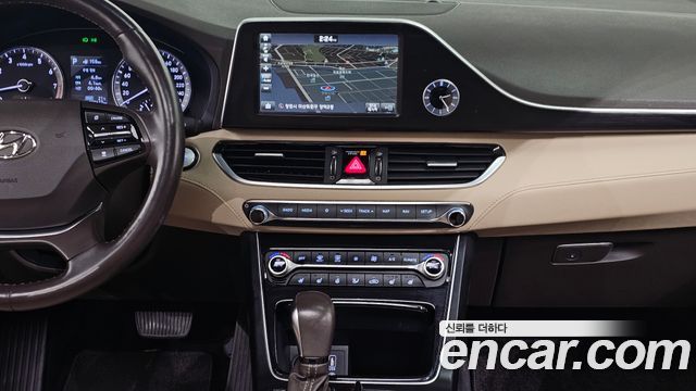Hyundai Grandeur 2017 — photo 20