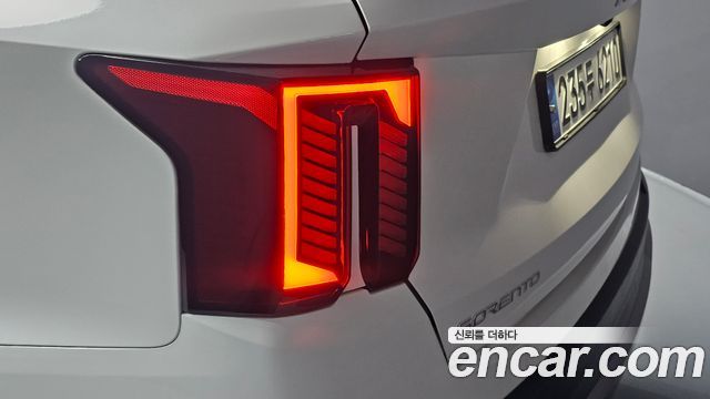 Kia Sorento 2024 — photo 9