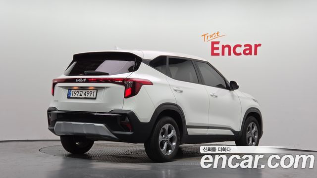 Kia Seltos 2023 — photo 2