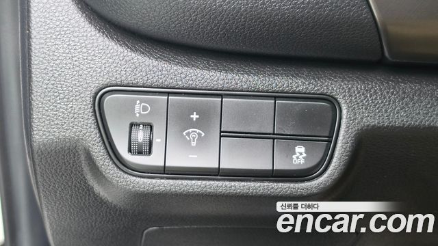 Kia Seltos 2023 — photo 18