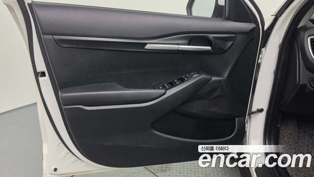 Kia Seltos 2023 — photo 14