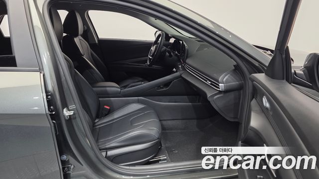 Hyundai AVANTE 2021 — photo 11