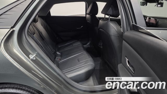 Hyundai AVANTE 2021 — photo 12