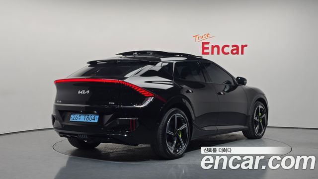 Kia EV6 2023 — photo 2