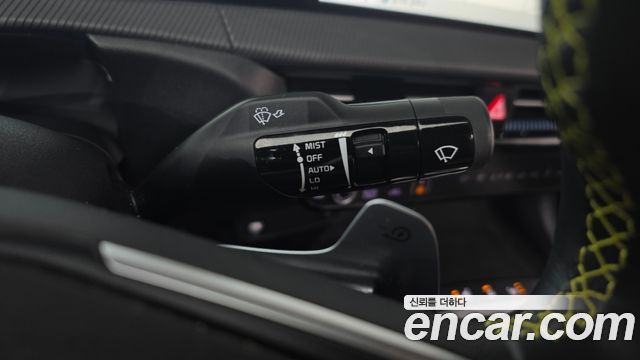 Kia EV6 2023 — photo 23