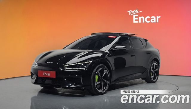 Kia EV6 2023 — photo 1