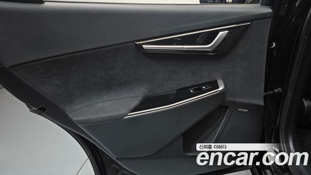 Kia EV6 2023 — photo 15