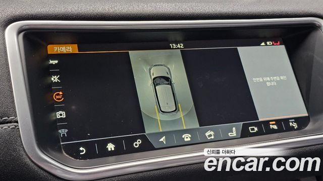 Land Rover Range Rover Evoque 2017 — photo 14