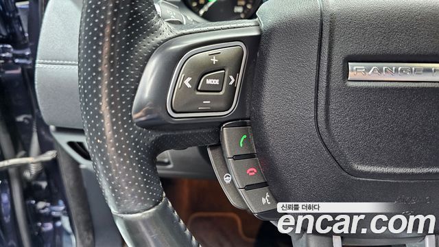 Land Rover Range Rover Evoque 2017 — photo 16