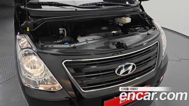 Hyundai Starex 2018 — photo 6