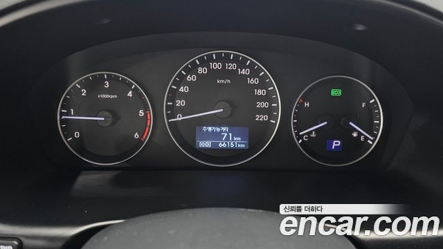 Hyundai Starex 2018 — photo 8