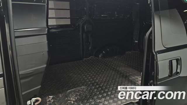 Hyundai Starex 2018 — photo 12