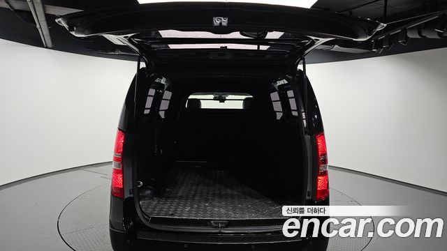Hyundai Starex 2018 — photo 20