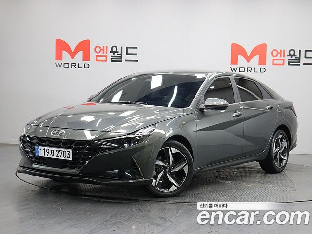 Hyundai AVANTE 2023 — photo 1