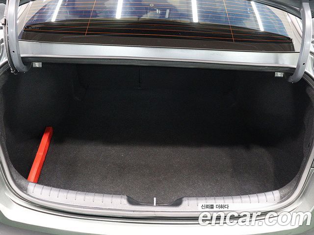 Hyundai AVANTE 2023 — photo 5