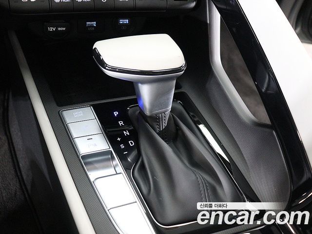 Hyundai AVANTE 2023 — photo 8