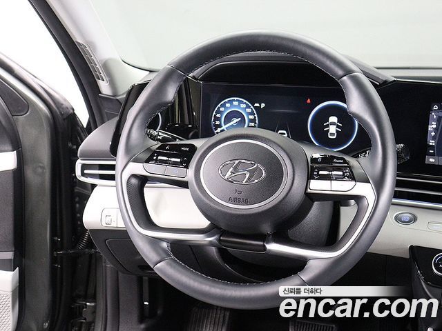 Hyundai AVANTE 2023 — photo 15