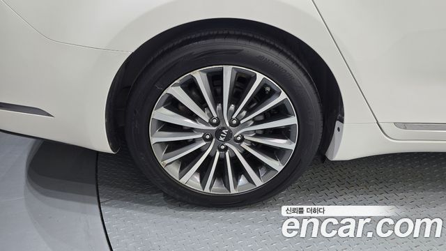 Kia K7 2016 — photo 5