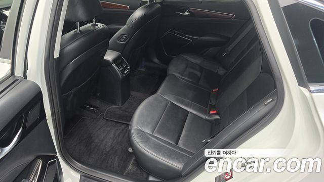 Kia K7 2016 — photo 18