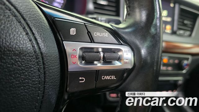 Kia K7 2016 — photo 23